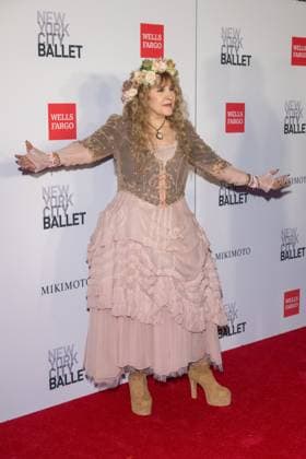 October 1, 2026, New York, New York, United States: Stevie Nicks attends.The New York City Ballet 2026 Fall Gala at David H. Koch Theater, Lincoln Center on October 01, 2026 in New York City. New York United States - ZUMAs197 20261001_aaa_s197_894 Copyright: xRonxAdarx