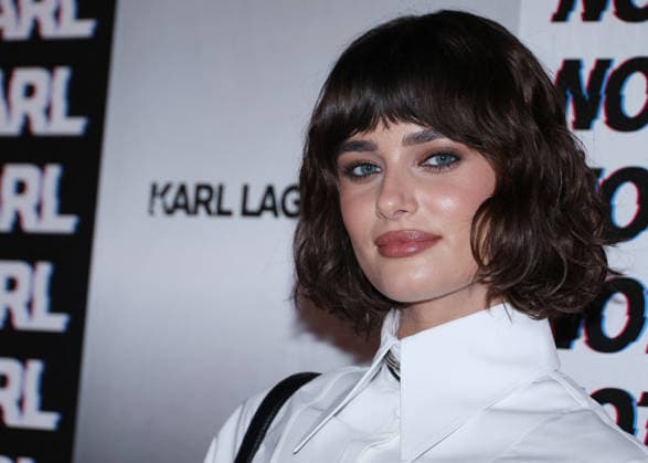 Taylor Hill at the Karl Lagerfeld From Paris with Love event at the Karl Lagerfeld Boutique in Paris on October 1, 2026. KARL LAGERFELD celebrates its Fall Winter 2026 campaign with Paris Hilton, Kit Butler, and NOT KARL, the newest member of the House’s universe. For this private event in Saint-Germain-des-Prés, Paris Hilton will be in attendance alongside NOT KARL to mark this new chapter—an immersive experience in the KARL LAGERFELD universe, blending fashion, creativity, and the brand’s legacy. Denis Guignebourg Bestimage The Karl Lagerfeld x Paris Hilton party during Paris RTW Spring Summer 2027 Fashion Week on October 1, 2026, in Paris, France. Paris, France Copyright: xDenisxGuignebourgx xBestimagexDenisxGuignebourgx xBestimagex