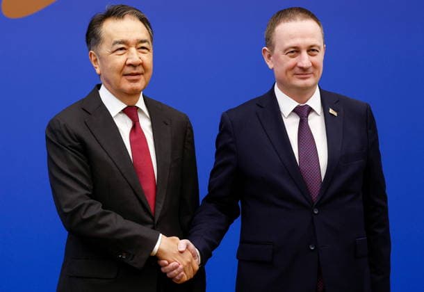 BELARUS, MINSK - OCTOBER 2, 2026: Alexander Turchin (R), Prime Minister of Belarus, greets Bakytzhan Sagintayev, Board Chairman of the Eurasian Economic Commission (EEC), during a photo op for participants in a meeting of the Eurasian Intergovernmental Council Minsk Belarus - ZUMAt113 20261002_zaa_t113_032 Copyright: xDmitryxAstakhovx