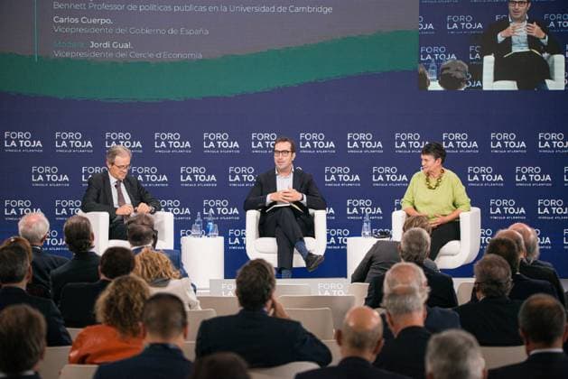 Second day of the La Toja Vínculo Atlántico Forum I D Jordi Gual, vice president of the Cercle d’Economia; Carlos Cuerpo, first vice president and minister of Economy, Trade, and Business; and Diane Coyle, professor of public policy at the University of Cambridge, during the La Toja Vínculo Atlántico Forum on October 2, 2026, in O Grove, Pontevedra, Galicia, Spain. The La Toja Vínculo Atlántico Forum is a renowned annual forum for debate and reflection focused on the defense of liberal democracy, the Atlantic partnership, and international cooperation. Founded in 2019 on the initiative of Josep Piqué, Amancio López Seijas, and the Hotusa Group, it brings together prominent political and business leaders, academics, and representatives of c Copyright: xElenaxFernandezx 7814657