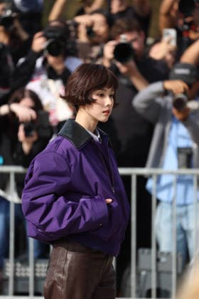 PARIS, FRANCE - OCTOBER 02: Chinese artist Chen Duling attends the LOEWE Spring Summer 2027 fashion show on October 2, 2026 in Paris, France. The event is part of the Paris Fashion Week schedule featuring presentations from major international luxury brands. Copyright: xVCGx 111671217213