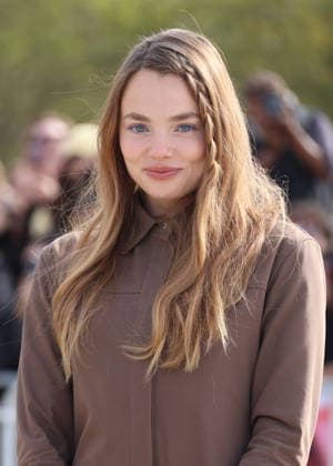 Kristine Frøseth Froseth arrives at the Loewe Women s Ready-to-Wear Spring Summer 2027 show during Paris Fashion Week (PFW) on the Esplanade Saint-Louis in Paris, France, on October 2, 2026. Denis Guignebourg, Bestimage. Arrivals at the Loewe Women’s Ready-to-Wear Spring Summer 2027 show as part of Paris Fashion Week on October 2, 2026, in Paris, France. Paris, France Copyright: xDenisxGuignebourgx xBestimagexDenisxGuignebourgx xBestimagex