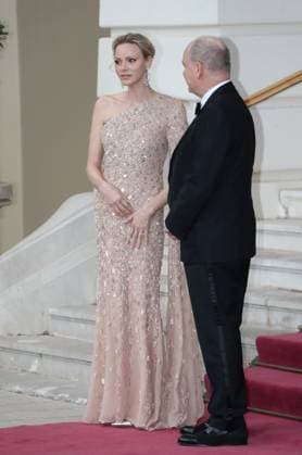 President Sergio Mattarella in Monaco PHOTOPQR NICE MATIN Cyril Dodergny Monaco Oct. 2, 2026 Monaco, Oct. 2, 2026 In front of the Monte Carlo Opera House: Arrival of Italian President Sergio Mattarella and his daughter Laura, welcomed by H.S.H. Prince Albert II and Princess Charlene Monaco, Oct. 2, 2026 State visit by Italian President Sergio Mattarella, meeting the princely family upon his arrival at the palace in Monaco, France Copyright: xPHOTOPQR NICExMATIN MAXPPPxCyrilxDodergnyx 20261002NIM2662 20261002NIM2662