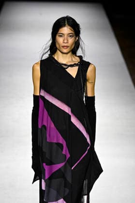 Yohji Yamamoto Women s Ready-to-Wear Spring Summer 2027 Collection Fashion Show during Paris Fashion Week, on October 2, 2026 Bestimage Yohji Yamamoto Fashion Show Women s Ready-to-Wear Spring Summer 2027 Collection during Paris Fashion Week, on October 2, 2026, in Paris, France Paris France Copyright: xAgencex xBestimagexAgencex xBestimagex