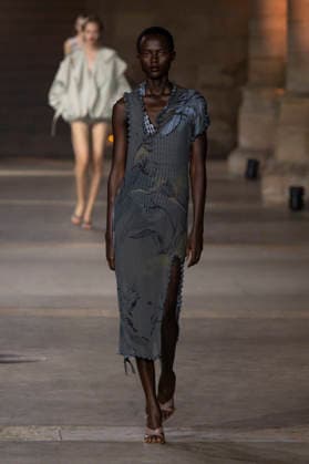 Victoria Beckham Women s Ready-to-Wear Spring Summer 2027 Collection Fashion Show during Paris Fashion Week, on October 2, 2026, in Paris, Bestimage Victoria Beckham Fashion Show Women s Ready-to-Wear Spring Summer 2027 Collection during Paris Fashion Week, on October 2, 2026, in Paris, France Paris France Copyright: xAgencex xBestimagexAgencex xBestimagex