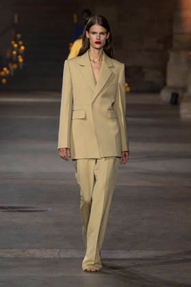 Victoria Beckham Women s Ready-to-Wear Spring Summer 2027 Collection Fashion Show during Paris Fashion Week, on October 2, 2026, in Paris, Bestimage Victoria Beckham Fashion Show Women s Ready-to-Wear Spring Summer 2027 Collection during Paris Fashion Week, on October 2, 2026, in Paris, France Paris France Copyright: xAgencex xBestimagexAgencex xBestimagex