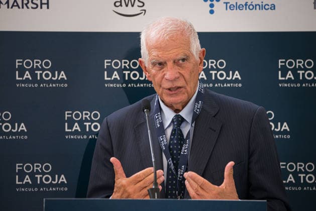 Third Day of the La Toja Vínculo Atlántico Forum Josep Borrell, former High Representative of the European Union for Foreign Affairs and Security Policy, during the La Toja Vínculo Atlántico Forum on October 3, 2026, in O Grove, Pontevedra, Galicia, Spain. The La Toja Vínculo Atlántico Forum is a renowned annual forum for debate and reflection focused on the defense of liberal democracy, the Atlantic partnership, and international cooperation. Founded in 2019 on the initiative of Josep Piqué, Amancio López Seijas, and the Hotusa Group, it brings together prominent political and business leaders, academics, and representatives of civil society on the island of La Toja. OCTOBER 3, 2026 Elena Ferná O Grove, Pontevedra, Galicia O Grove, Pontev Copyright: xElenaxFernandezx 7817533