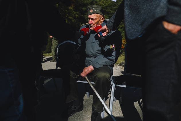 82nd anniversary of the Carpathina-Dukla Operation SVIDNIK, SLOVAKIA – OCTOBER 3: Branislav Tvarozek (M), veteran who survived the Dukla battle, speaks to journalists as Slovak officials, military personnel and members of the public gather to commemorate the 82nd anniversary of the Carpathian-Dukla Operation, one of the bloodiest military operations fought on Slovak territory during World War II. The commemorations take place at the Military Historical Museum in Svidnik and at the Dukla battlefield memorial complex, honouring the soldiers who fought and died during the operation, which marked the beginning of the direct liberation of Czechoslovakia. Robert Nemeti Anadolu Svidnik Slovakia. Editorial use only. Please get in touch for any ot Copyright: x2026xAnadoluxRobertxNemetix