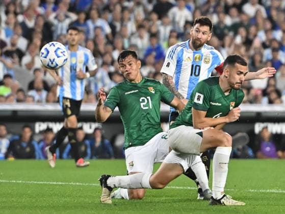 BUENOS AIRES, ARGENTINA - OCTOBER 15: Lionel Messi of Argentina kicks to goal during a match between Argentina Vs Bolivia as part of World Cup 2026 Qualifiers at Estadio Mas Monumental on October 15, 2024 in BuenosAires, Argentina. Buenos Aires Buenos Aires Argentina Copyright: xIMAGOx xPhotoCero5x xLucianoxBisbalxPhotoCero5x