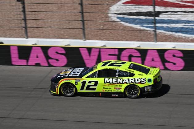 LAS VEGAS, NV - OCTOBER 20: Ryan Blaney ( 12 Team Penske Menards Great Stuff Ford) during the South Point 400 NASCAR, Motorsport, USA Cup Series playoff race on October, 20, 2024, at Las Vegas Motor Speedway in Las Vegas, NV. (Photo by Gary Nastase LVMS Icon Sportswire) AUTO: OCT 20 NASCAR Cup Series South Point 400 EDITORIAL USE ONLY Icon299241020426