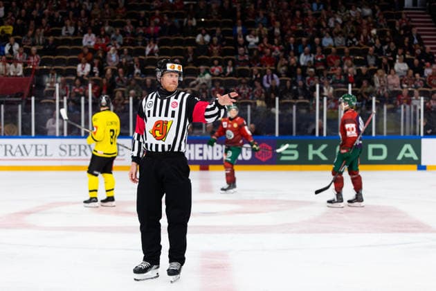 September 4, 2026: Referee Mikael Holm during the CHL game between Frölunda and SaiPa Lappeenranta on September 4, 2026 in Gothenburg. Photo by Michael Erichsen. BILDBYRAN COP 89 MI1021 bbeng champions hockey league chl frölunda ice hockey ishockey saipa lappeenranta Copyright: MICHAELxERICHSEN BB260904MI110