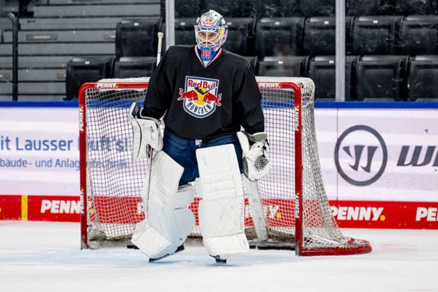 Mathias Niederberger, goaltender, EHC Red Bull Munich, 35, GER, EHC Red Bull Munich, ice hockey, training session ahead of the DEL season opener, September 14, 2026. Photo: HMB Media, Heike Feiner Copyright: HMBxMedia HeikexFeiner
