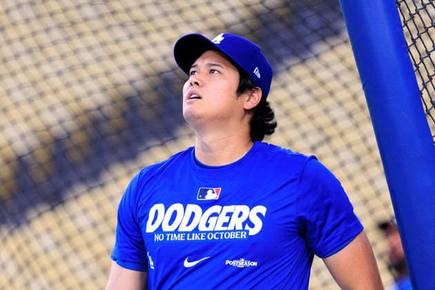 October 2, 2026, Los Angeles, California, USA: Shohei Ohtani 17 of the Los Angeles Dodgers at bat during a workout in preparation for Game 1 of the NLDS game against the Atlanta Braves on Friday October 2, 2026 at Dodger Stadium in Los Angeles, California. JAVIER ROJAS PI Dodgers NLDS - Workout - ZUMAp124 20261002_zaa_p124_098 Copyright: xJavierxRojasx