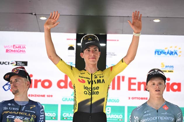 03-10-2026 Giro Dell emilia; 2026, Visma - Lease A Bike; Piganzoli, Davide; Bologna - San Luca;