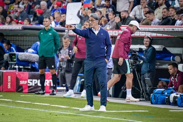 Soccer: UEFA Nations League 2026–2027, Matchday 3: Switzerland vs. Slovenia at Thermoplan Arena Lucerne; Murat Yakin, Switzerland’s coach—gestures, body language, emotion Copyright: xJOERANxSTEINSIEKx