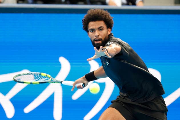 October 4, 2026, Tokyo, Japan: Arthur Fils (France) returns a shot against Valentin Vacherot (Monaco) during their quarterfinal match at the Kinoshita Group Japan Open Tennis Championships at Ariake Colosseum in Tokyo. The tournament runs from September 29 to October 6. Vacherot won 7-5, 4-6, 6-4. Tokyo Japan - ZUMAm191 20261004_aap_m191_137 Copyright: xRodrigoxReyesxMarinx