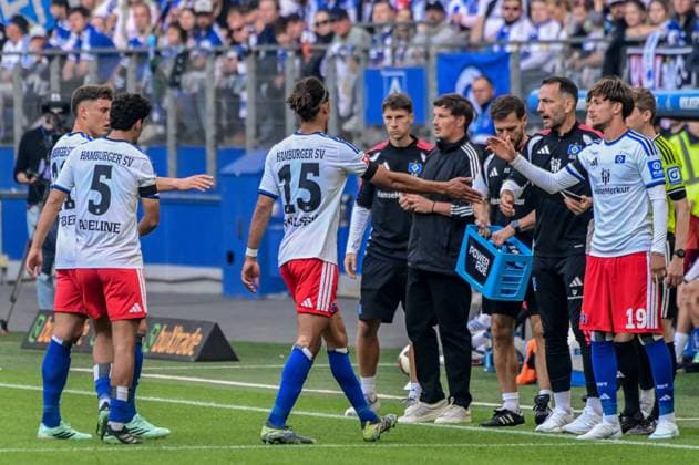 Yussuf Poulsen (HSV) was sent off early in the match for Otto Stange (HSV) Germany, Hamburg, Volksparkstadion, soccer, Bundesliga 1, friendly, Hamburger SV, FC Copenhagen