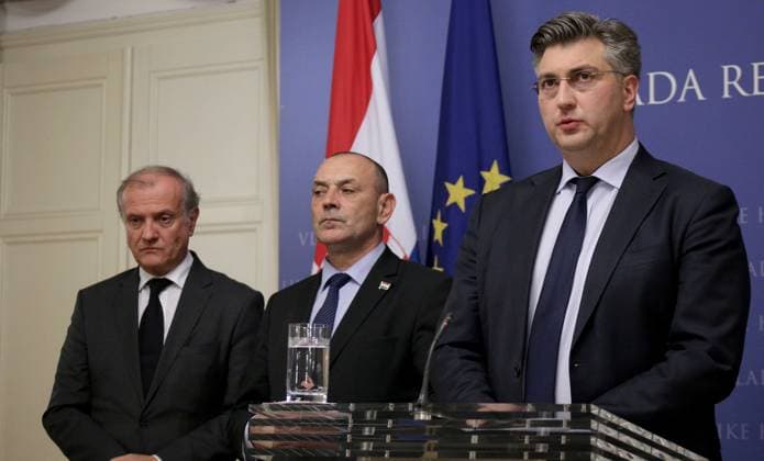 Prime Minister of Croatia Andrej Plenkovic ZAGREB, CROATIA - NOVEMBER 29: Prime Minister of Croatia Andrej Plenkovic (R) speaks during the press conference on former Croat general Slobodan Praljak s death in Zagreb, Croatia on November 29, 2017. A former Bosnian Croat general convicted of war crimes died in hospital after drinking poison in a UN court on Wednesday. Grad Zagreb Croatia. Editorial use only. Please get in touch for any other usage. Copyright: x2025xAnadoluxStipexMayicx