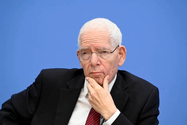 ABB BPK Dr. Josef Schuster, President of the Central Council of Jews in Germany Topic: Presentation Resolutely Against Anti-Semitism Expert Opinion on the Draft Law Criminalizing the Denial of Israel’s Right to Exist at the BPK Federal Press Conference in Berlin on October 1, 2026, Berlin, Germany