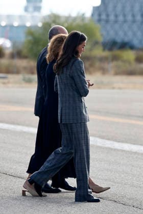 The King and Queen’s State Visit to Finland Begins Queen Letizia during the ceremonial send-off held at the airport prior to her state visit to Finland, on October 5, 2026, in Madrid, Spain. The state visit to Finland will take place October 5–7, with visits to Helsinki and Rovaniemi. KING AND QUEEN’S STATE VISIT, Antonio Gutiérrez Airport, Madrid, Spain Copyright: xAntonioxGutià rrezx 7821948