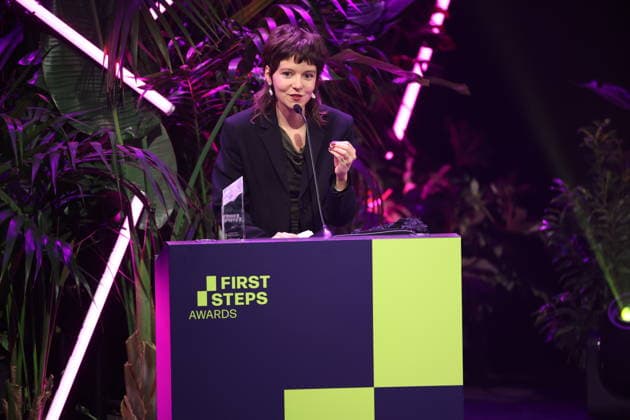 FIRST STEPS 2026 Götz George Young Talent Award Winner Georgia Rushton in EGGSHELLS on stage at the FIRST STEPS 2026 awards ceremony at the Theater des Westens in Berlin Copyright: xEventpressxFuhrx
