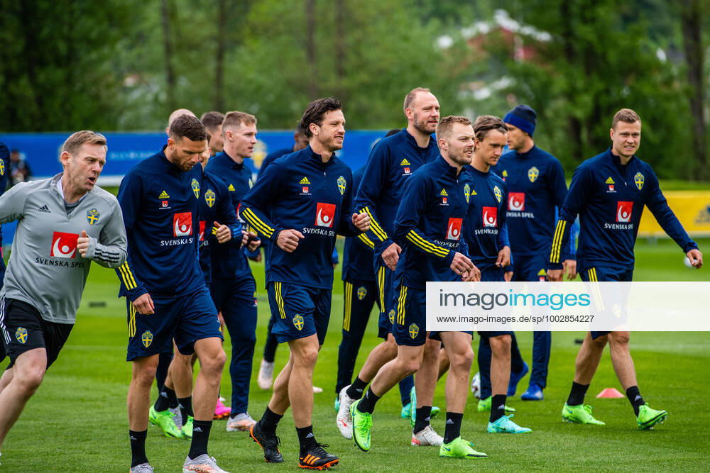 Players of Sweden during a training session with the Swedish national football team on May 25, 2021 in Bastad Photo Ludvig Thunman BILDBYRAN kod LT LT0166 fotboll football soccer fotball landskamp träning practice training sverige sweden sverige a bbeng,
