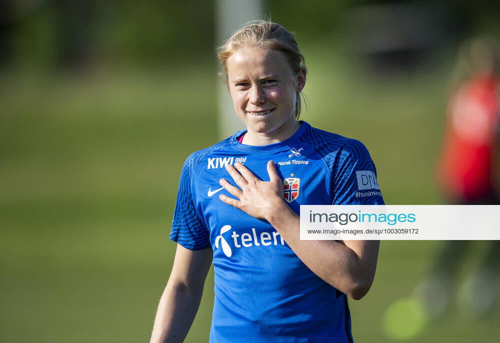 Julie Blakstad of the Norwegian womens national football team during a training session on June 7, 2021 in Borgholm Photo Suvad Mrkonjic BILDBYRAN COP 170 SM0074 fotboll football soccer fotball träning practice training norge norway dam bbeng,