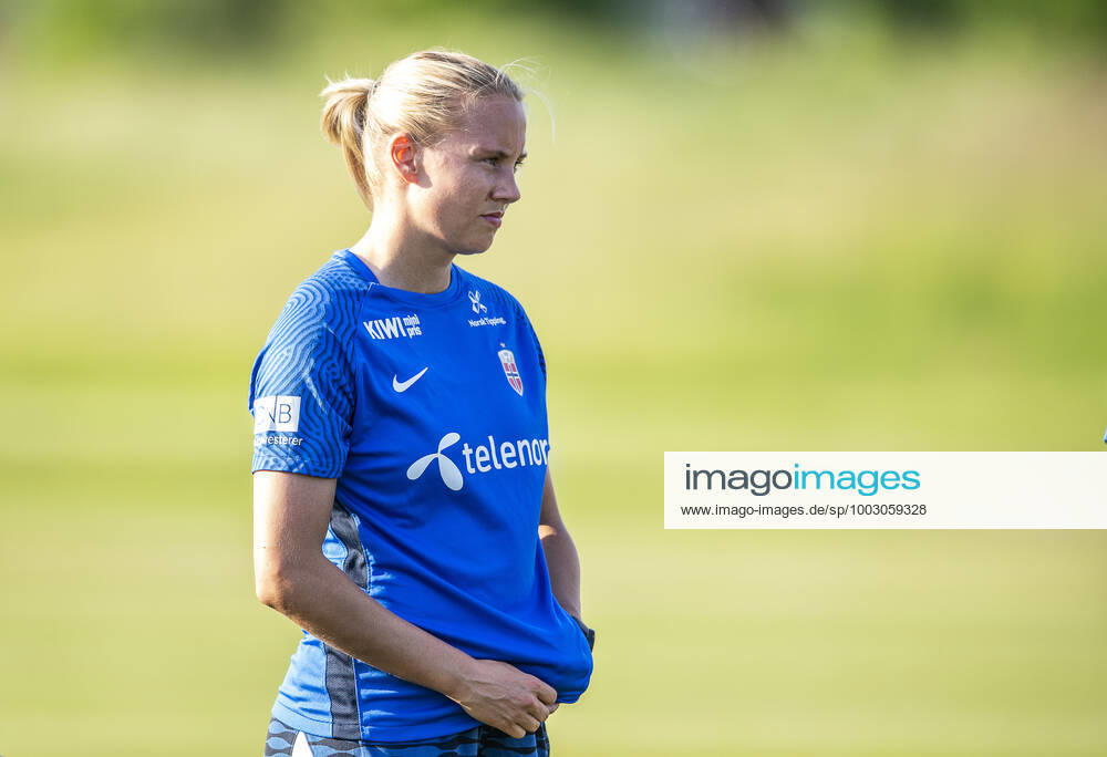 Julie Blakstad of the Norwegian womens national football team during a training session on June 7, 2021 in Borgholm Photo Suvad Mrkonjic BILDBYRAN COP 170 SM0074 fotboll football soccer fotball träning practice training norge norway dam bbeng,