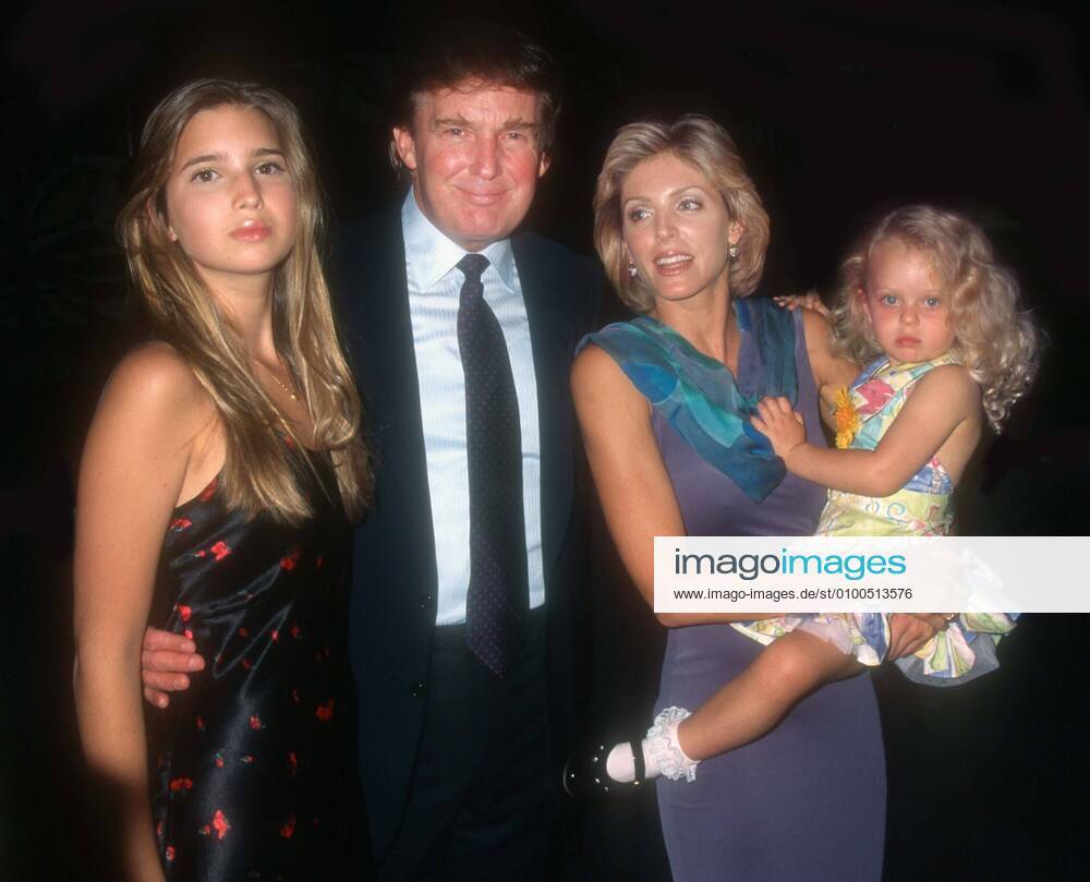 Donald Trump, 75. Geburtstag am 14. Juni Ivanka Trump Donald Trump Marla Trump and daughter Tiffany Trump 1996 DonaldÂâ€s 50th bday party at the Taj Mahal Hotel Photo By John Barrett PHOTOlink Everett Collection (Ivanka Trump Donald Trump Marla Trump2866) For usage credit please use; PUBLICATIONXNOTxINxCANxCHNxFRAxITAxJPNxNORxPOLxRUSxESPxUKxUSA