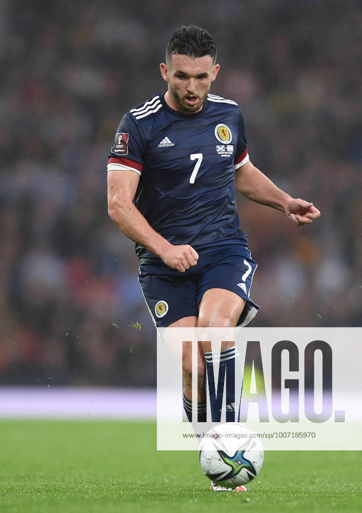 Glasgow, Scotland, 9th October 2021. John McGinn of Scotland during the FIFA World Cup, WM, Weltmeisterschaft, Fussball qualifiers match at Hampden Park, Glasgow. Picture credit should read: Neil Hanna Sportimage . SPI-1226-0058