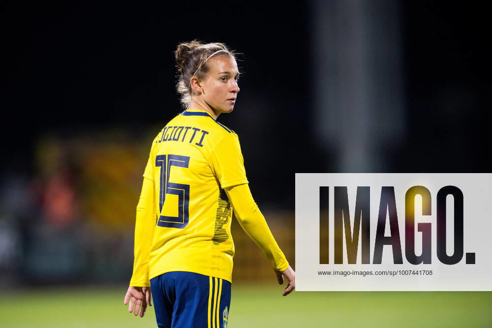 Julia Zigiotti Olme of Sweden during the FIFA Women s World Cup Qualifying football match between Ireland and Sweden on October 21, 2021 in Dublin Photo Ludvig Thunman BILDBYRAN kod LT LT0211 fotboll football soccer fotball vm kval kval fifa women s world cup qualifier qualifier ireland sverige sweden dam bbeng,