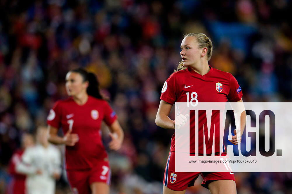 Frida Maanum of Norway during the FIFA Womens World Cup Qualifier football match between Norway and Belgium on October 26, 2021 in Oslo Photo Vegard Wivestad Grott BILDBYRAN kod VG VG0190 bbeng fotball soccer football fotboll fifa world cup qualifiers vm qualification kvinnor vm kvalik landskamp dam norway norway belgium belgia belgien,