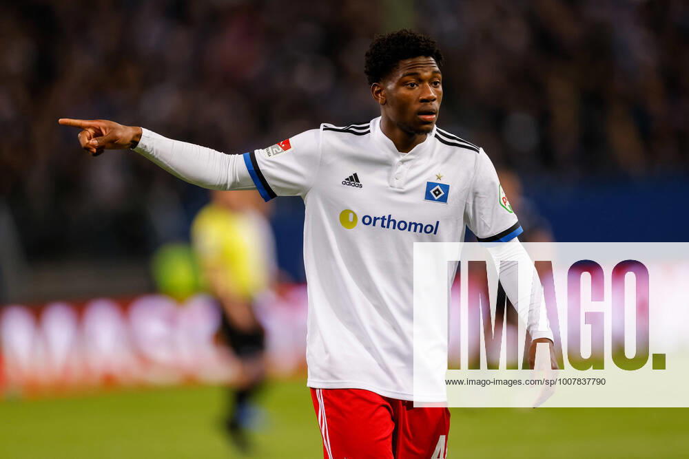 Football, 2 Bundesliga 2021 22, Hamburger SV Fortuna Düsseldorf Faride Alidou Hamburger SV, 48 DFL REGULATIONS PROHIBIT ANY USE OF PHOTOGRAPHS AS IMAGE SEQUENCES AND OR QUASI VIDEO.