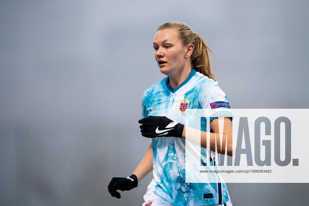 Frida Maanum of Norway during the FIFA Womens World Cup Qualifier football match between Armenia and Norway on November 30, 2021 in Yerevan Photo Vegard Grott BILDBYRAN kod VG VG0208 bbeng fotball soccer football fotboll fifa world cup qualifiers vm qualification kvinnor vm kvalik landskamp dam norge norway armenia jerevan,