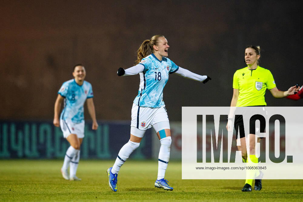 Frida Maanum of Norway celebrates after scoring 0 3 during the FIFA Women s World Cup Qualifier football match between Armenia and Norway on November 30, 2021 in Yerevan Photo Vegard Grott BILDBYRAN kod VG VG0208 bbeng football soccer football football fifa world cup qualifiers world cup qualifiers vm kvalik landskamp dam norge norway armenia jerevan jubel,