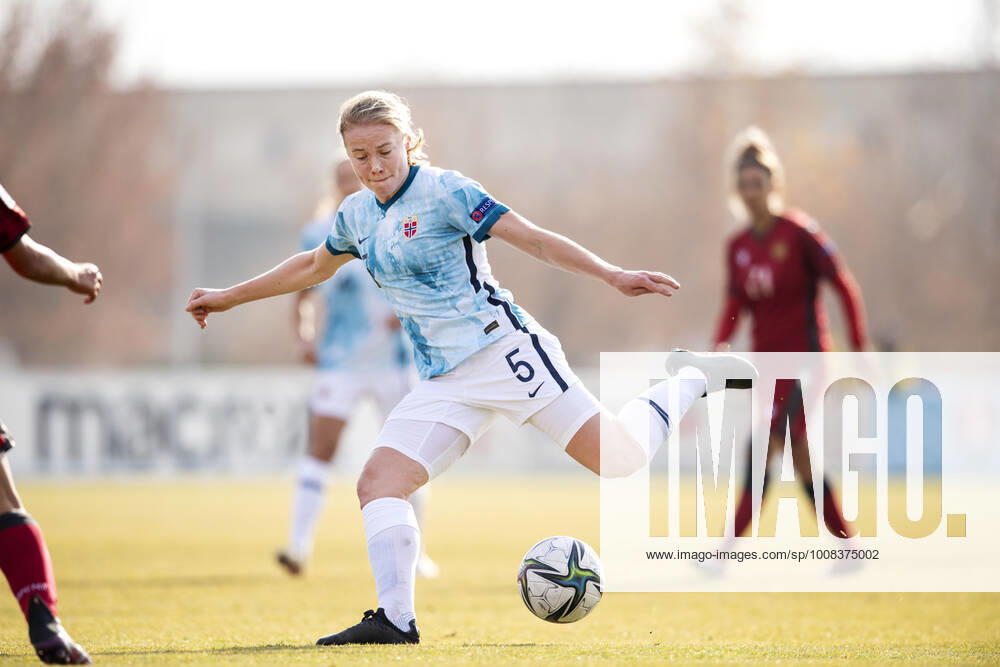 Julie Blakstad of Norway during the FIFA Womens World Cup Qualifier football match between Armenia and Norway on December 1, 2021 in Yerevan Photo Vegard Grott BILDBYRAN kod VG VG0209 bbeng fotball soccer football fotboll fifa world cup qualifiers vm qualification kvinnor vm kvalik landskamp dam norge norway armenia jerevan arena,