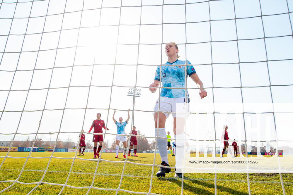 Julie Blakstad of Norway during the FIFA Womens World Cup Qualifier football match between Armenia and Norway on December 1, 2021 in Yerevan Photo Vegard Grott BILDBYRAN kod VG VG0209 bbeng fotball soccer football fotboll fifa world cup qualifiers vm qualification kvinnor vm kvalik landskamp dam norge norway armenia jerevan arena,