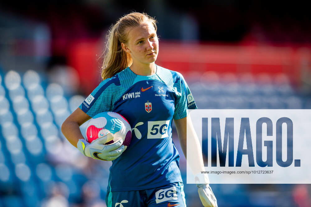 Goalkeeper Sunniva Skoglund of the Norwegian women s national football team during a training session on June 20, 2022 in Oslo Photo Vegard Grott BILDBYRAN kod VG VG0301 bbeng fotboll football soccer fotball träning practice training training norge norway dam precamp,