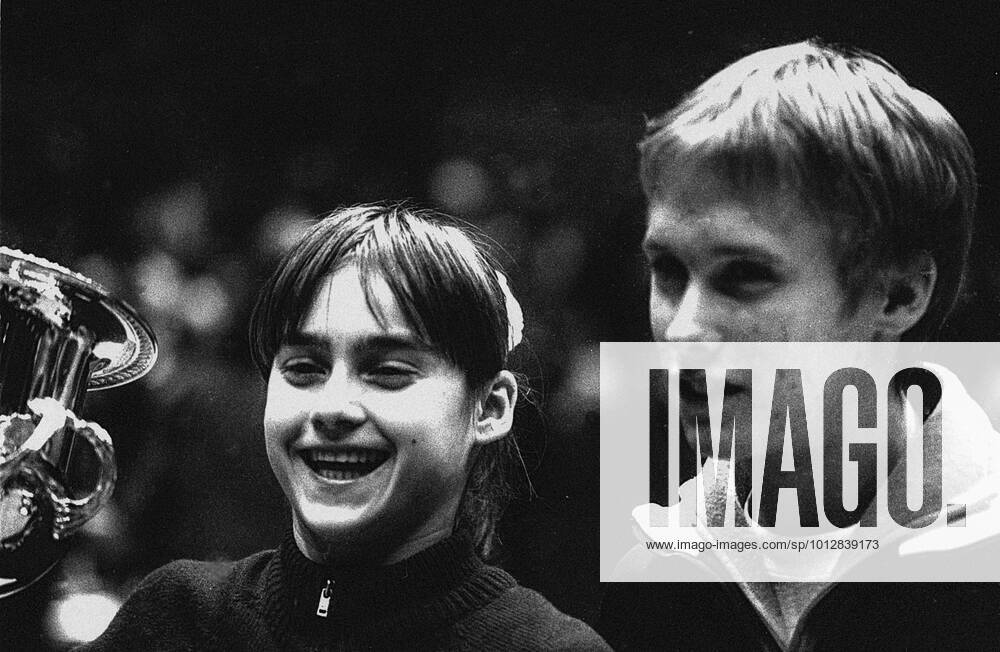 GYMNATICS Nadia Comanici Nadia Comanici (ROM) cometing at the 1976 American Cup New York Madison square Garden NY United States