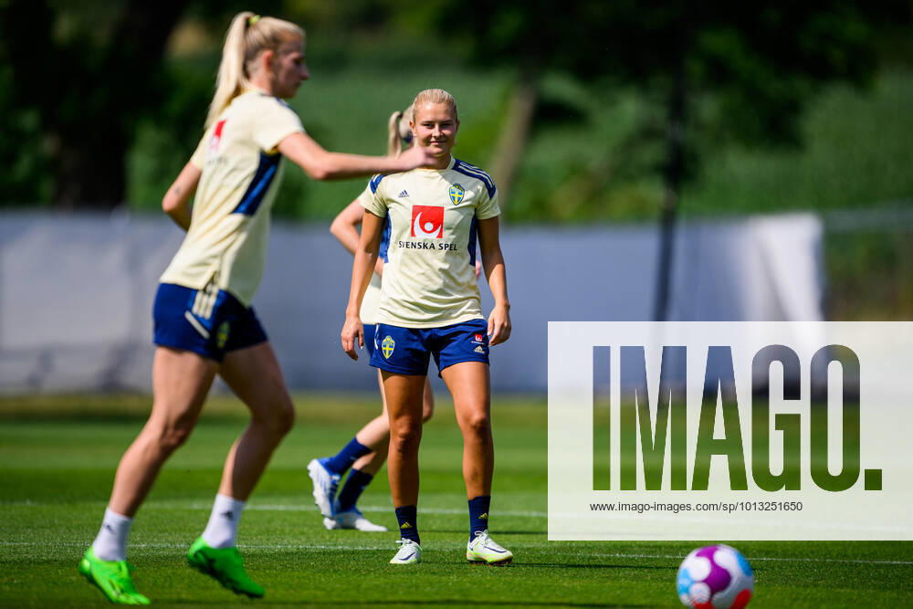 Amanda Nilden of the Swedish women s national football team at a training session during the UEFA Women s Euro 2022 Championship on July 18, 2022 in Chester Photo Ludvig Thunman BILDBYRAN code LT LT0379 training sweden sweden day 13 dam bbeng,