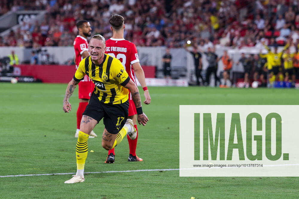 football, 2022 2023 season, 1 Bundesliga, SC Freiburg Borussia Dortmund, Marius Wolf Borussia Dortmund celebrates the goal to 1 3, photo Dennis Ewert RHR PHOTO xRHR PHOTO DEx