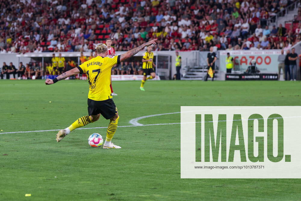 football, season 2022 2023, 1 Bundesliga, SC Freiburg Borussia Dortmund, Marius Wolf Borussia Dortmund scores the goal to 1 3, photo Dennis Ewert RHR PHOTO xRHR PHOTO DEx