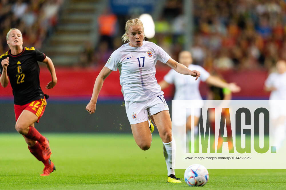 Julie Blakstad of Norway during the FIFA Womens World Cup Qualifier football match between Belgium and Norway on September 2, 2022 in Leuven Photo Vegard Grott BILDBYRAN code VG VG0347 bbeng fotball soccer football fotboll fifa world cup qualifiers vm kvalifikation women vm kvalik nationalskamp dam norge norway belgium belgium,