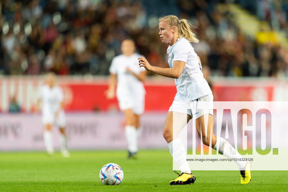 Julie Blakstad of Norway during the FIFA Womens World Cup Qualifier football match between Belgium and Norway on September 2, 2022 in Leuven Photo Vegard Grott BILDBYRAN code VG VG0347 bbeng fotball soccer football fotboll fifa world cup qualifiers vm kvalifikation women vm kvalik nationalskamp dam norge norway belgium belgium,