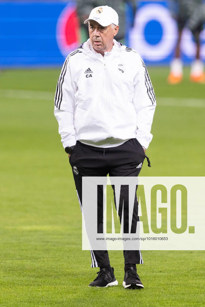 Real Madrid Training Session And press conference, PK, Pressekonferenz Trener Carlo Ancelotti (Real) during the training session and press conference of Real Madrid in Warsaw, Poland, on October 10, 2022. Warsaw Poland