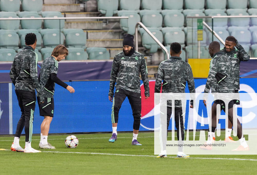 Real Madrid Training Session And press conference, PK, Pressekonferenz Luca Modric (Real),Karim Benzema (Real) during the training session and press conference of Real Madrid in Warsaw, Poland, on October 10, 2022. Warsaw Poland