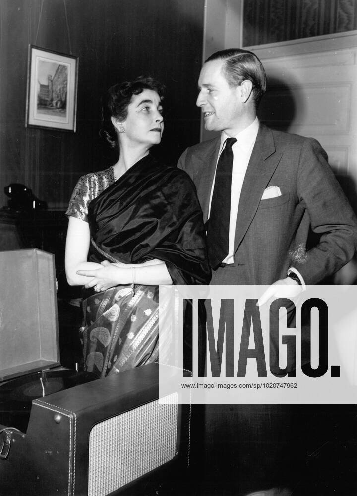 Gottfried von Cramm Gottfried von Cramm and Barbara Woolworth Hutton American socialite dressed in sari deny romance seen at von Cramm home 9 November 1951