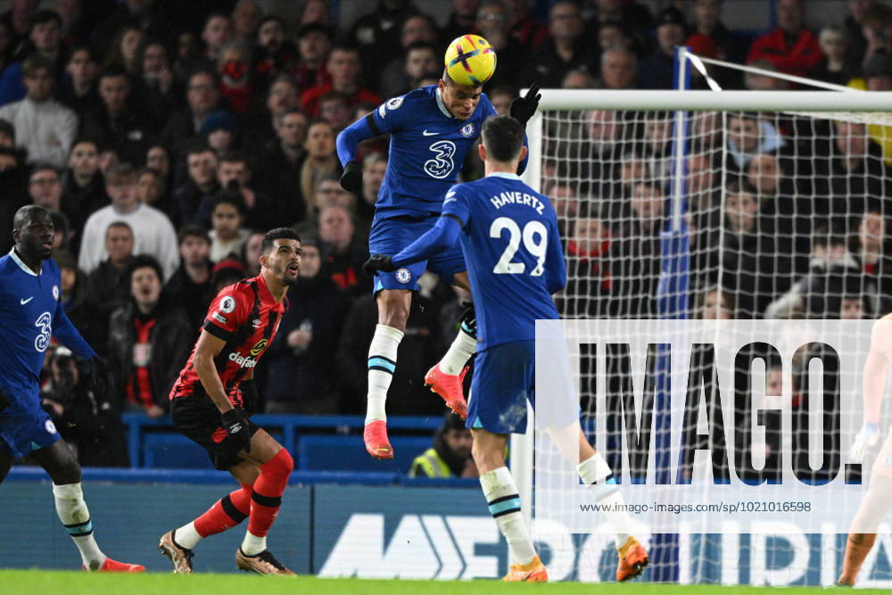 Chelsea v Bournemouth Premier League 27 12 2022. Chelsea defender Thiago Silva (6) heads the ball during the Premier League match between Chelsea and Bournemouth at Stamford Bridge, London, England on 27 December 2022. London Stamford Bridge Greater London England Editorial use only DataCo restrictions apply See www.football-dataco.com ,