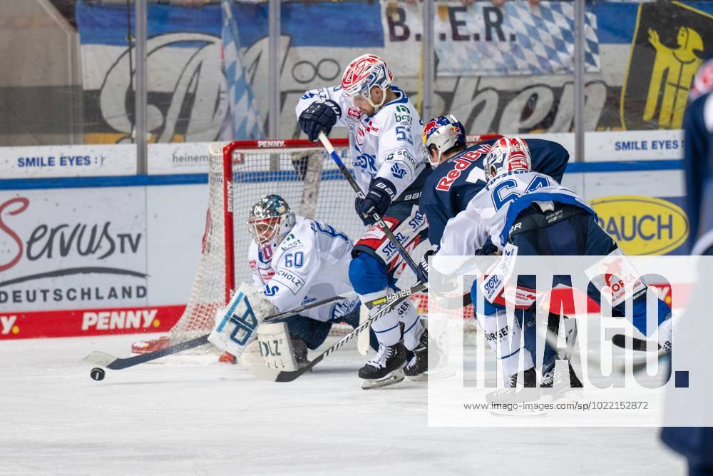 Joacim Eriksson 60 Schwenninger Wild Wings , Alex Trivellato 53 Schwenninger Wild Wings , Ben Smith 12 EHC Red Bull Muenchen , Boaz Bassen 64 Schwenninger Wild Wings , EHC Red Bull Muenchen vs Schwenninger Wild Wings , Ice Hockey , DEL Hauptrunde , 42 Spieltag , 12 1 2023 Muenchen Bayern Germany