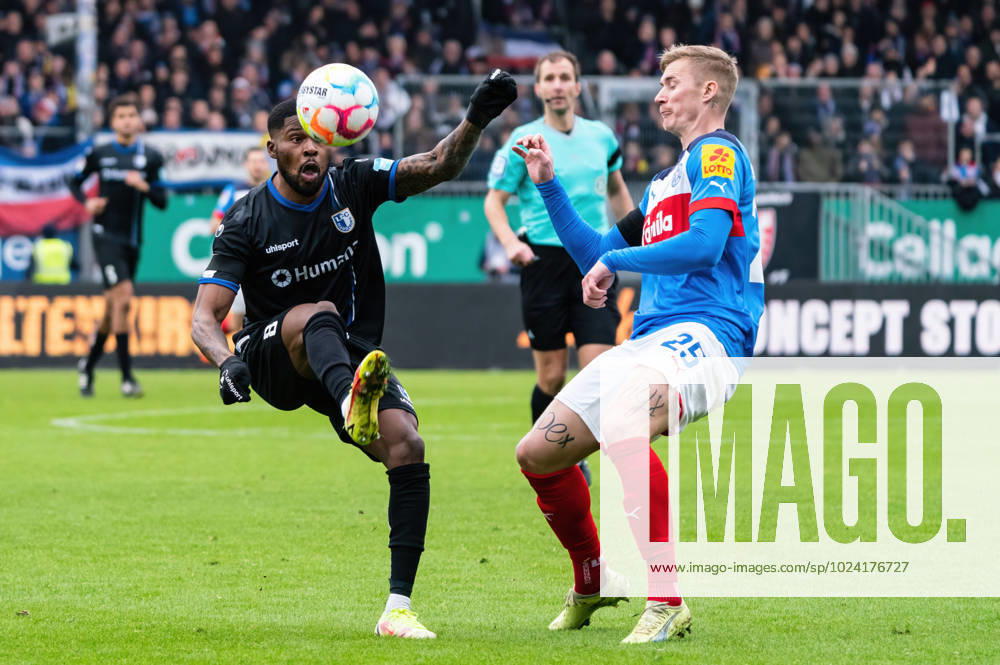 Moritz Broni Kwarteng 1 FC Magdeburg 8 vs Marvin Schulz Holstein Kiel 25 Holstein Kiel vs 1 FC Magdeburg, Football, 2 Bundesliga, Matchday 20, Season 2022 23, 11 02 2023 DFL REGULATES PROHIBIT ANY USE OF PHOTOGRAPHS AS IMAGE SEQUENCES AND OR QUASI VIDEO Press photo Marcel von Fehrn Holstein Kiel vs 1 FC Magdeburg, Football, 2 Bundesliga, Matchday 20, Season 2022 23, 11 02 2023 Kiel
